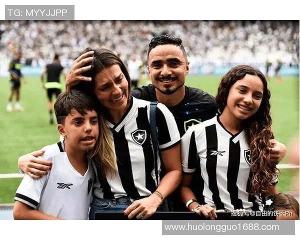 足球明星们的妻子们的生活与挑战：背后的故事与荣耀